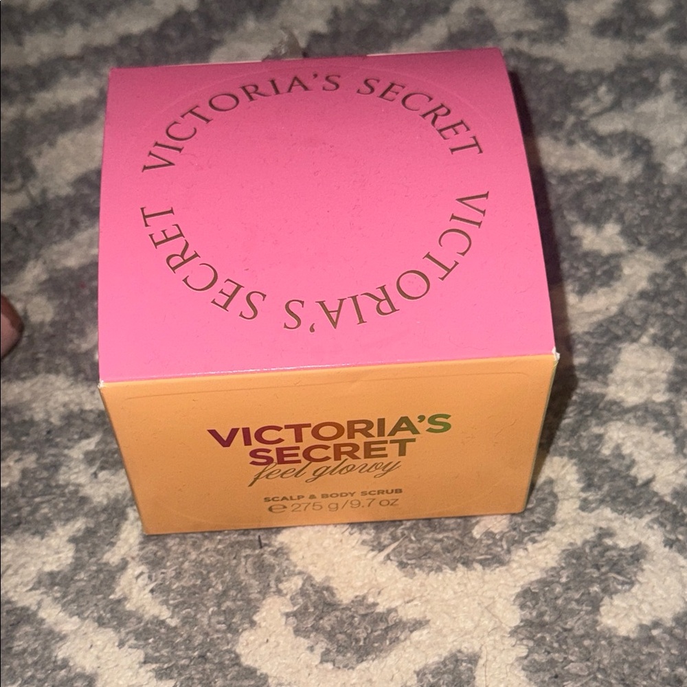 Victoria's Secret Feel Glowy